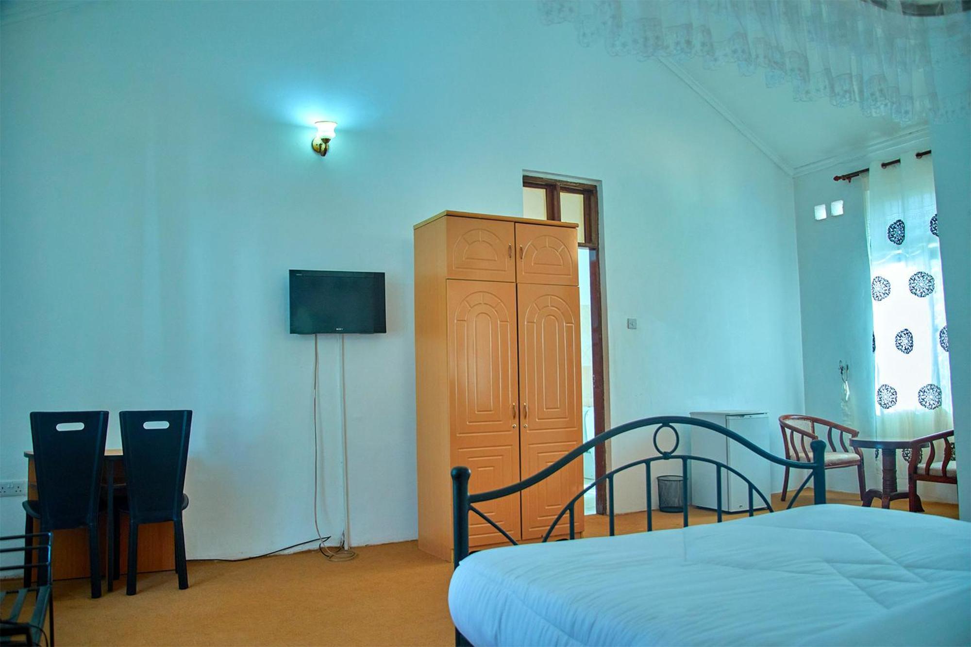 Ngorongoro Corridor Lodge Карату Экстерьер фото